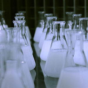 如何恢復(fù)HPLC色譜柱性能？